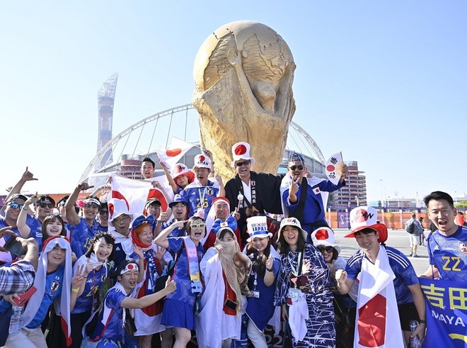 「日本人は人類の文明の最高レベル」FIFAが投稿したカタールワールドカップ「日本人の品格」4場面に世界中が絶賛！　「日本人は私たちの心を勝ち取った」など、感激の声が続々！の画像