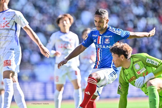 「ゲームみたい」「ほんまいいサッカー」横浜FMのほぼ全員が関与した「先制ゴールまでの流れ」に絶賛の声！ 「非常にマリノスらしい」と王者の攻撃を讃えるの画像