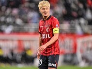 「早川の姿がマジで最高すぎる」J1鹿島FW知念慶のゴールで、鹿島GK早川の歓喜爆発ぶりにファン注目!  自陣ゴール前で「ガッツポーズもあるのめっちゃええやん」と守護神に賛辞の画像