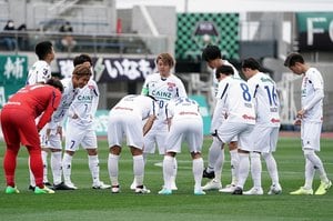 PHOTOギャラリー「ピッチの焦点」【明治安田Ｊ２ーグ　第２節　ＳＣ相模原ｖｓザスパクサツ群馬　２０２１年３月７日　１３：０３キックオフ】の画像