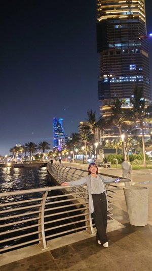 【J1川崎のスタジアムMC小森すみ恵の「ACLEサウジアラビア遠征体験記」(2)】現地での初練習から初戦前夜までに感じた“裏方さんの支え”のスゴさ……怒涛の毎日で感じた“夜な夜なの奮闘”の画像