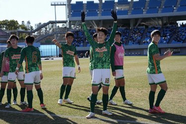 画像 写真 Photoギャラリー ピッチの焦点 第100回全国高校サッカー選手権準々決勝 青森山田 青森 ｖｓ東山 京都府 ２０２２年１月４日 キックオフ 渡辺航滋撮影 Jリーグ 国内 サッカー批評photoギャラリー ピッチの焦点 サッカー批評web