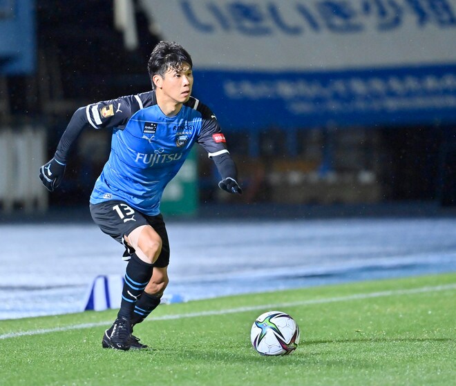 「日本代表」新戦力のプレースタイル(1)山根視来「川崎の強さを生み出す攻撃的サイドバック」の画像