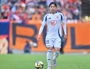 【2025年J2「第19節」モンテディオ山形VSベガルタ仙台「徹底分析」】激しい撃ち合いの「みちのくダービー」、仙台“攻撃的左SB”がキャプテンのヘディングゴールを呼び込む【戸塚啓のJ2のミカタ】(1)の画像