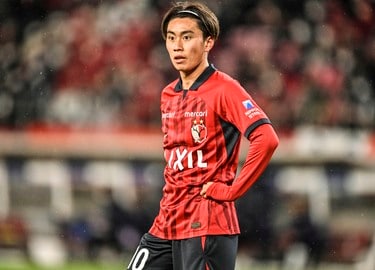 お花の似合う男性、素敵」鹿島の10番・荒木遼太郎のドレスアップ姿に