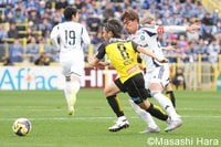 日本代表は細谷真大の1人だけ、それでも｢柏のパスサッカー｣はJリーグをさらに底上げする！【｢2025年J1ベストのサッカー｣は優勝を逃したあのチーム】(3)