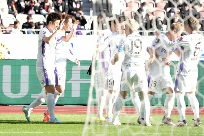 ｢遅すぎた｣大迫勇也、武藤嘉紀、酒井高徳の投入！荒木隼人の｢ダメ押しヘッド｣で広島が今季初タイトル【富士フィルム　スーパーカップ2025　ヴィッセル神戸vsサンフレッチェ広島】PHOTOギャラリーの画像010