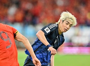 【先発5人入れ替えの日本代表の中国戦。アピールできたのは誰か？(2)】伊東・中村の両ワイドは徹底マークに苦戦。失点関与の瀬古はホロ苦い最終予選デビュー。生き残りを賭けて3月シリーズへの画像