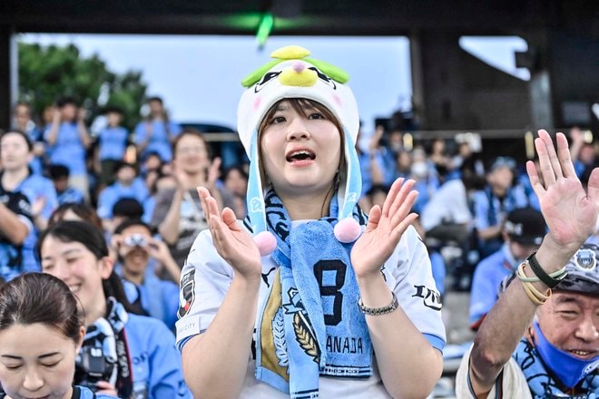【サポーターアルバム】平日のナイトゲームに2万302人が来場！ 熱すぎる川崎フロンターレのサポーターの試合前の写真71枚！「川崎フロンターレー浦和レッズ」の画像036