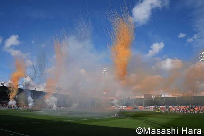 フェイエノールト上田綺世＆渡辺剛を現地撮影！オランダ日本人コンビの代表ウィーク明けの一戦は!? 揃ってフル出場して奮闘するも…【フォーレンダムvsフェイエノールト】激闘PHOTOギャラリーの画像002