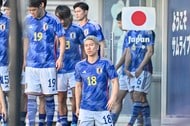 「三笘の1ミリ」再び!? 川崎フロンターレが鳥かごでのワンシーンを「永長の30ミリ」と公開…際どい判定で盛り上がる選手たちには「みんな可愛い」の声の画像