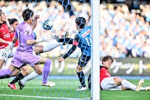 川崎ME脇坂が振り返るゴール場面。「普段の僕だったらマイナスで待ちがち」な場面で出た、感覚的にゴール前に入る動きの画像