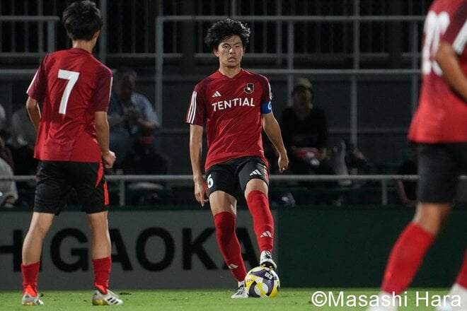 15歳以下の｢Jリーグ選抜｣と｢リバプール選抜｣が激突、｢特別な才能｣飛び級の日本代表CBが守備を統率して｢無失点｣で2連勝！浮上した｢その後の育成年代｣の課題【U-15　Jリーグ選抜vsリバプール　U-15】激闘PHOTOギャラリーの画像002