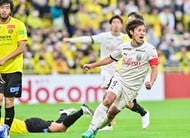 サッカーにもラグビーにも存在する「軽微な犯罪」【VARとハンドとオフサイトの関係を考える】(1)の画像