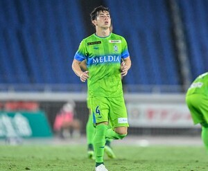 簡単に見過ごすことはできない湘南ベルマーレDFの「一発レッド」の場面での心理【日本サッカーの発展の重要なカギとなる「守備技術」と「裏打ちとなる粘り強いメンタリティー」】(1)の画像