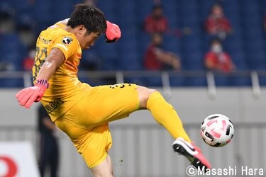 画像 写真 Photoギャラリー ピッチの焦点 浦和ー広島 白 赤ユニフォームと因縁を超えて Jリーグ 国内 サッカー批評photoギャラリー ピッチの焦点 サッカー批評web