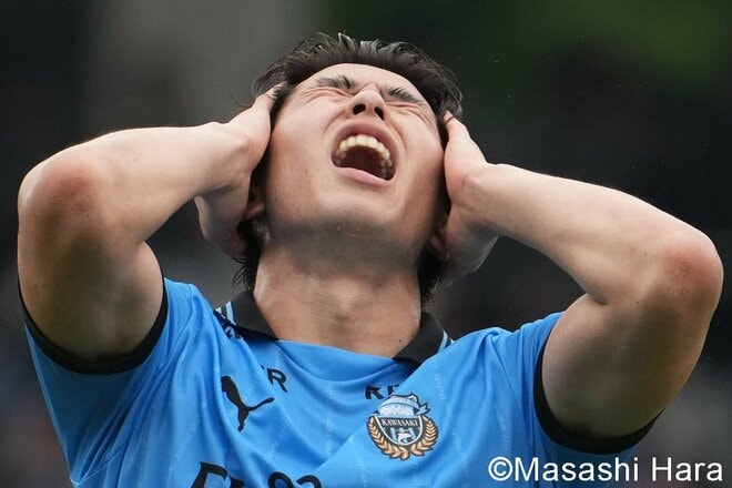 神セーブに｢頭を抱えた｣山田新、助っ人が｢技アリ＆気持ち｣の2ゴール、サッカー日本代表DF20歳も｢破顔一笑｣、等々力劇場の名勝負【川崎フロンターレvsセレッソ大阪】PHOTOギャラリーの画像003