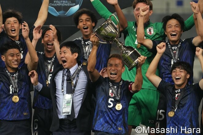 森保監督とスタッフ、Jリーグの力を「再認識した」大会、香港戦から韓国戦で「進化した」日本代表【Eー1選手権の「収穫」と秋遠征の「課題」、北中米ワールドカップ「優勝」への大激論】(1)の画像