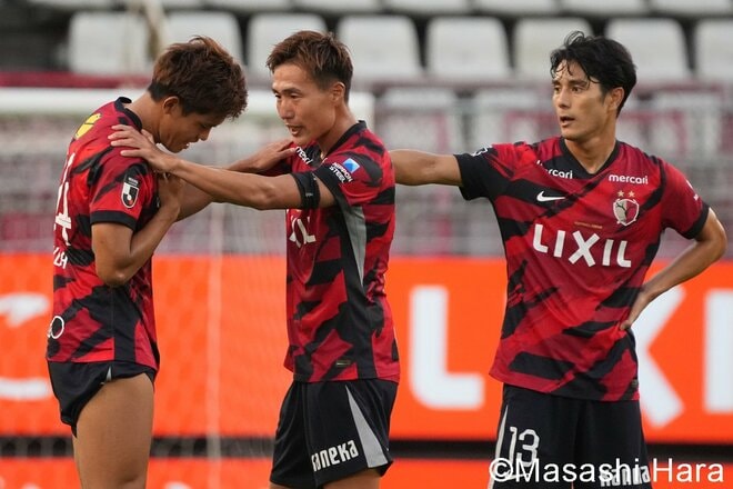 ｢自分のせいで勝ち点2を失った｣崩れ落ちた18歳FW、顔をおおう期待の星に“鹿島らしさ”を見せた｢背番号40｣エースと濃野公人、涙を拭いた徳田誉｢新たな決意｣【鹿島アントラーズvsガンバ大阪】激闘PHOTOギャラリーの画像