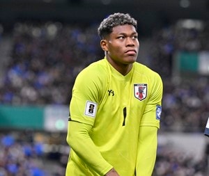 「彩艶が西川先輩と同じようなことを」パルマGK鈴木彩艶の“完コピ”超攻撃的カウンターロングパスに反響！「なんか最近見たなこれ...」「これはジョアンの教えなのか？」の声の画像