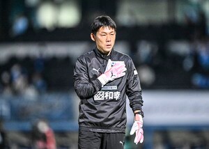 【J1川崎を取材して感じた「育てる力と心」とは(4)】「とにかく成長につなげてあげないと」と“育てる”を体現する石野智顕GKコーチ。アイデアと親心でフロンターレを支えるの画像