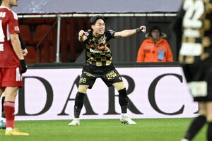 ｢2桁いってほしい｣岡崎慎司、橋岡大樹が繋いで最後は林大地がゴール！ビーストの今季6点目に｢称賛の嵐｣の画像