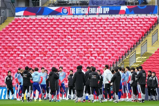 【現地写真100枚】伊東純也＆三笘薫の決勝弾から駆けつけた南野拓実＆遠藤航の姿まで！初招集、復活組、主力組も躍動！森保ジャパン｢英国遠征｣厳選ショットの画像042