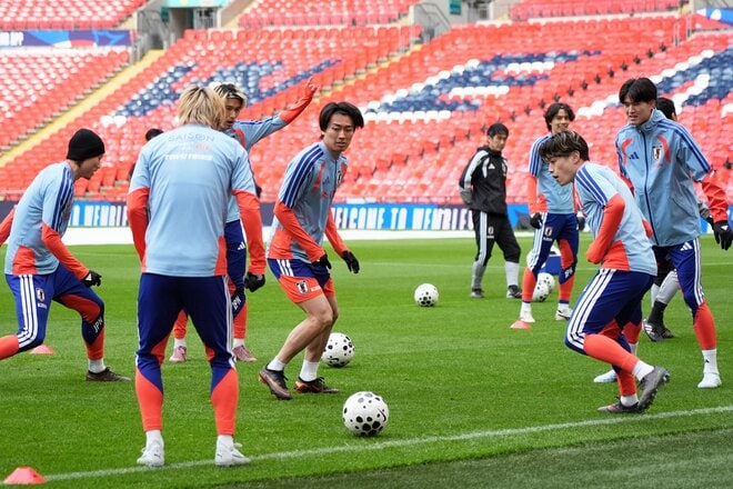 【現地写真100枚】伊東純也＆三笘薫の決勝弾から駆けつけた南野拓実＆遠藤航の姿まで！初招集、復活組、主力組も躍動！森保ジャパン｢英国遠征｣厳選ショットの画像067