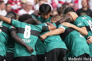 シュトゥットガルト、伊藤洋輝も躍動しセール・ギラシが驚異の3連続ゴール！ PHOTOギャラリー【ブンデスリーガ 第4節 マインツvsシュトゥットガルト 2023年9月16日 22:30キックオフ】の画像