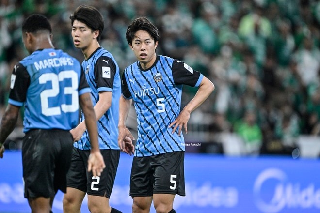 【川崎フロンターレアルバム】ACLE決勝で両SBとして奮闘した佐々木旭の写真40枚！ 試合後に見せた放心状態が表す、すべてを注ぎ込んだ姿「アル・アハリー川崎フロンターレ」の画像029
