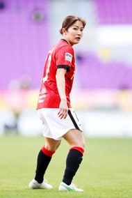 「デ・ブライネかと思った」浦和レッズDF岩波拓也が”ブレ球30mロングシュート”をお見舞い! ファンからは驚嘆の声挙がるの画像