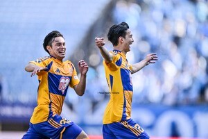 【試合アルバム】「ベガルタ仙台―ジュビロ磐田」名願斗哉がプロ初ゴールを決めるも磐田に敗戦。2点ビハインドから一時同点とするもゲーム締められず「中地拓也 撮影写真」の画像