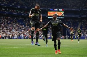 すでに最新器具の効果あり! レアル・マドリード、FK練習に「ジャンプする人型の壁」を導入! 「選手の身長」「壁の最高到達点」も調整できる画期的トレーニングが話題にの画像