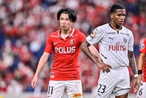 【浦和レッズ】今季初の「リーグ3連勝」! 松尾佑介が2戦連発、伊藤敦樹・岩尾憲が「CHコンビそろい踏み弾」で満身創痍の川崎フロンターレに3-1勝利の画像