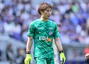 【広島の無失点勝利を支えた日本代表GK大迫敬介が得た自信と、対面する磐田GK川島永嗣から学んだこと(2)】川島永嗣のプレーから大迫敬介が感じ取ったものの画像