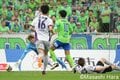 ｢残留｣と｢優勝｣を追い求める激戦！ 湘南FW鈴木章斗のエース証明弾！ PK失敗、一発レッドも京都が執念の同点弾！“痛み分け”の日曜日【湘南ベルマーレvs京都サンガF.C.】激闘PHOTOギャラリーの画像003