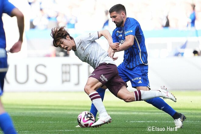 昨年の王者と現在の首位が頂上バトル｢写真が撮れない｣町田サッカーの厳しい現実【FC町田ゼルビアVSヴィッセル神戸】原悦生PHOTOギャラリー｢サッカー遠近｣の画像003