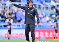 「1stユニかっこいい!!」「アウェイが個人的にはかなり好み!」J1鳥栖の来季ユニフォームに好感広がる!「このメンツは移籍しないんだろうなぁ」とモデル人選にも注目集まるの画像