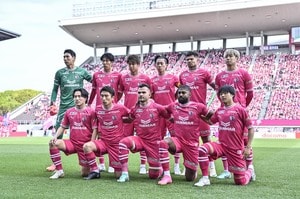 「超ハイセンスなデザイン！」C大阪が発表した「人気芸人×ブラジル人選手コラボグッズ」が「めっちゃ可愛い」と大反響！ あの人気ギャグをイラスト化し、「センス良すぎる」の声の画像