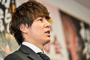 「リーグ戦で１０ゴール取りたい」川崎フロンターレ・脇坂泰斗が今年の目標を語る。さらに「若い選手が自分のプレーに集中できるような環境作りもやらなければ」と意気込み語るの画像