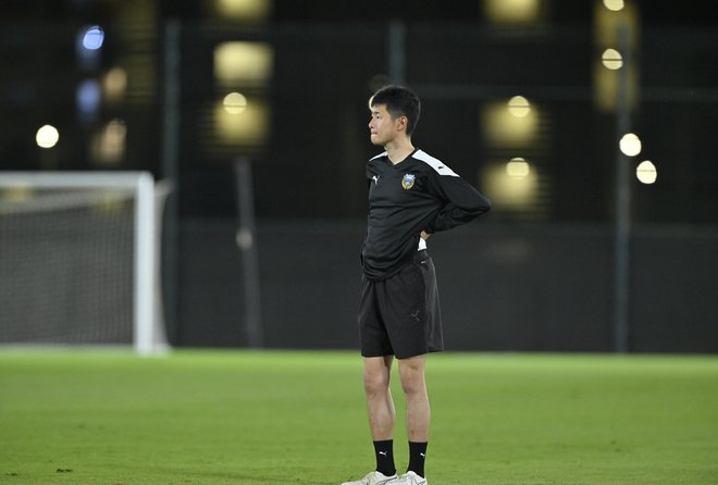 【川崎フロンターレアルバム】ACLEを戦い抜いた「コーチングスタッフ＆クラブスタッフのサウジアラビア2週間の写真」合計99枚！ アジア2位を支えた2週間のピッチ内外の姿の画像047