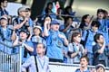 【サポーターアルバム(3)】G大阪戦での観客席＆入場時の川崎フロンターレのサポーター写真77枚！選手と手をつないだ子どもたちなど現地写真「川崎フロンターレーガンバ大阪(3)」の画像024