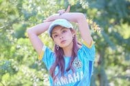 「おふたりとも美しい」サッカー元日本代表DFと大河ドラマ女優、バックハグに手つなぎ、そして…見ている側が照れるほどの｢夫婦ラブラブショット｣に大反響の画像
