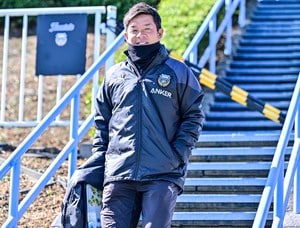 「ホームで勝利を早く届けたい」川崎・鬼木監督がH開幕・磐田戦で連勝誓う！「去年８位のチームがなんだって思われそうですが、リーグを引っ張っていけるようにあり続けたい」の画像