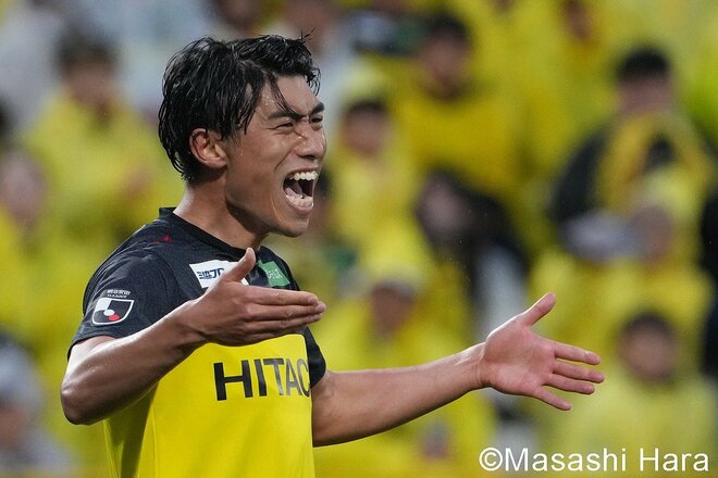 ｢あれがファウルならば、すべてファウルになってしまう｣清水・秋葉監督が嘆いた判定、柏は｢新エースの先制弾｣で9戦負けなし！【柏レイソルvs清水エスパルス】PHOTOギャラリー10連写の画像006