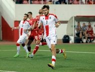 「ずっと同じ瞳。永遠のサッカー少年」43歳元サッカー日本代表・小野伸二の「顔面変化の歴史」写真が話題!の画像