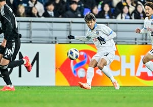 【川崎の天皇杯優勝のために山根視来が貫いた“戦う集団”の意識(2)】「もともとうるさいチームではないですけど」とチームに欲した“勝つメンタリティ”…「キャリアは関係ない」の画像