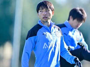 【登里享平のC大阪移籍で川崎の指揮官と盟友が語った言葉(1)】「2人で電話で泣きながら…」FW小林悠がチーム始動日に語った想い。「僕が引退してノボリがその後に引退してほしい」の画像