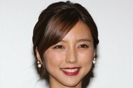 ｢やっぱり可愛い！｣元日本代表のJ1鹿島MF柴崎岳の美人アイドル妻、家族旅行中の“ばっちりメイク近影”が沸騰｢さすがアントラーズ｣な驚きの遭遇も！の画像
