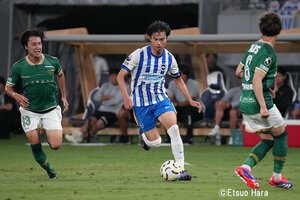 三笘薫は45分のプレーで違いを見せつけるも…日本の夏はブライトンの選手には暑すぎた!【東京ヴェルディvsブライトン】原悦生PHOTOギャラリー｢サッカー遠近｣の画像